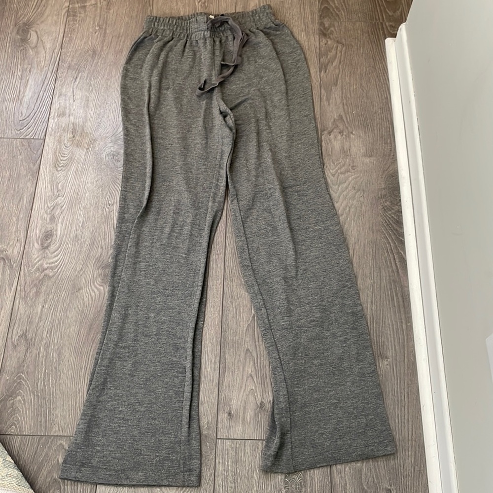 Grace & Lace sweatpants